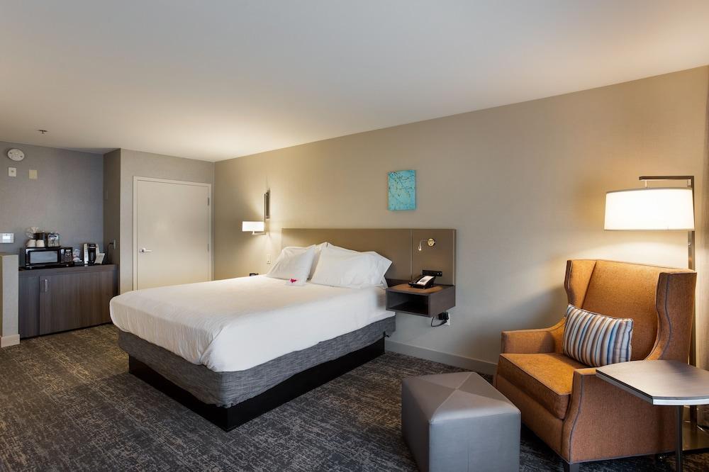 Hilton Garden Hotel 3*