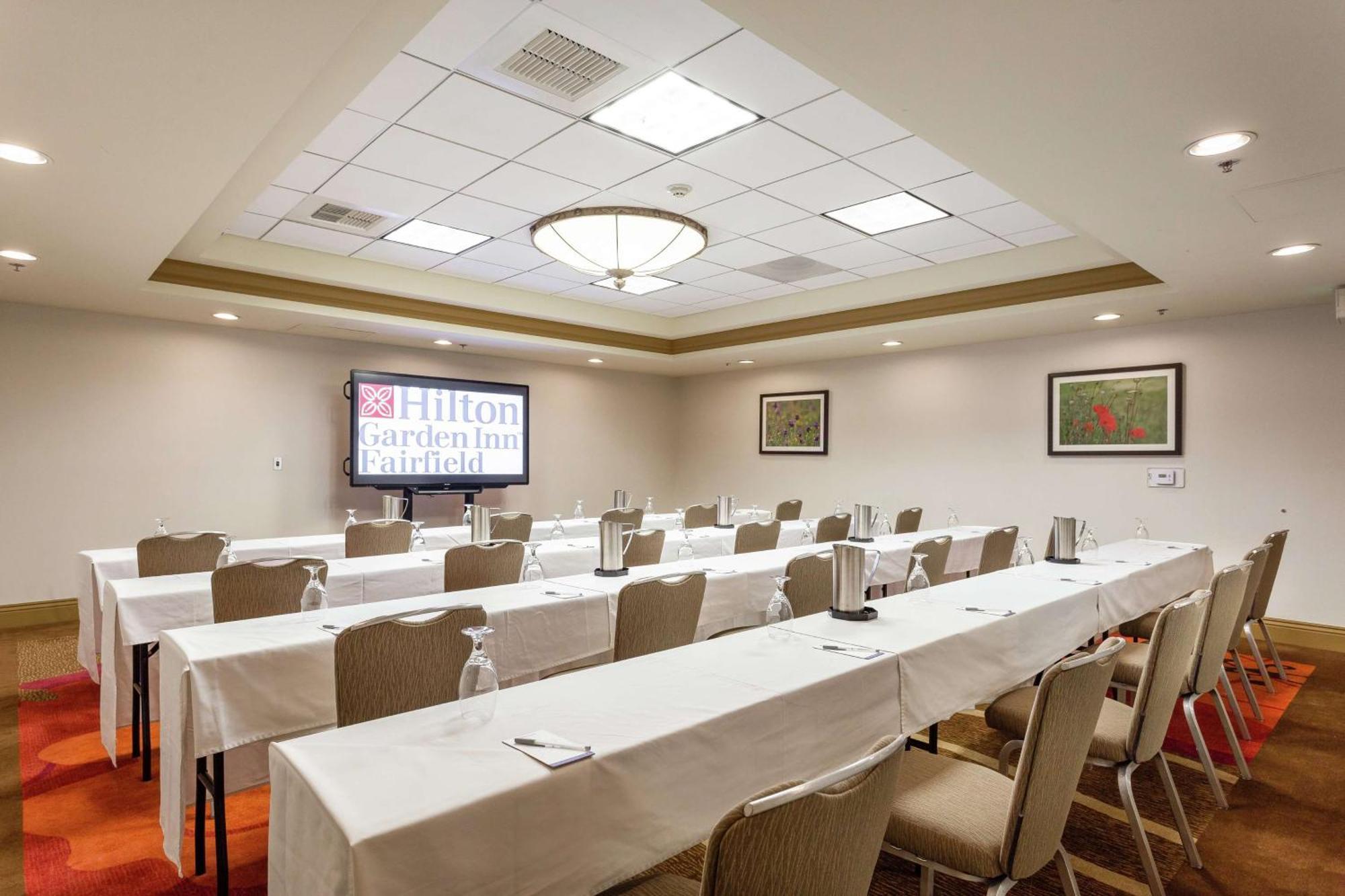 Hilton Garden 3*