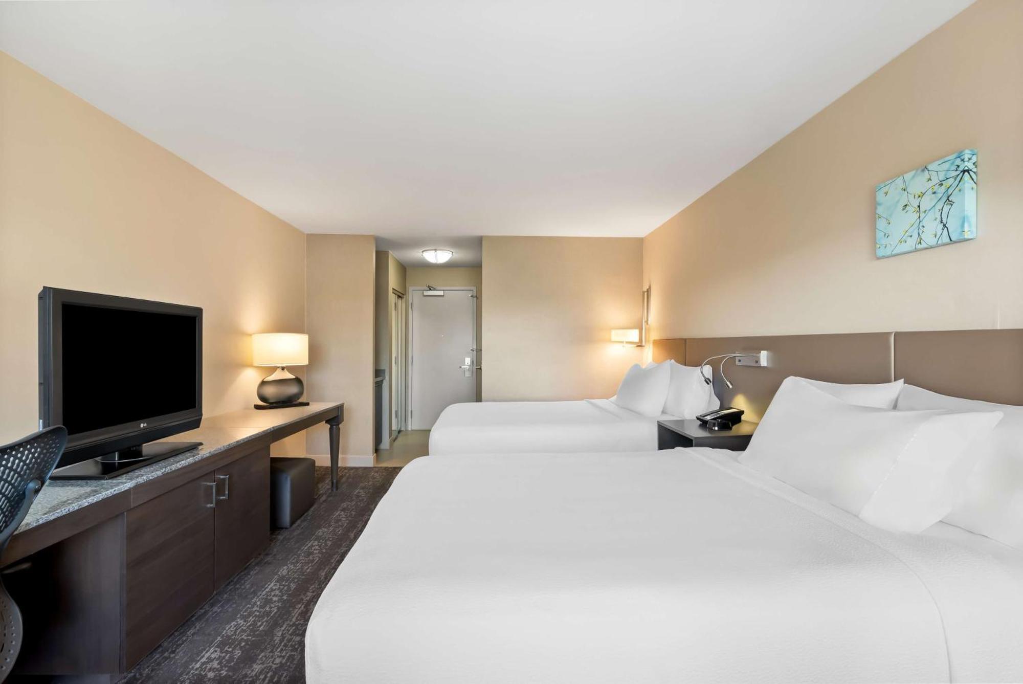 Hilton Garden Fairfield