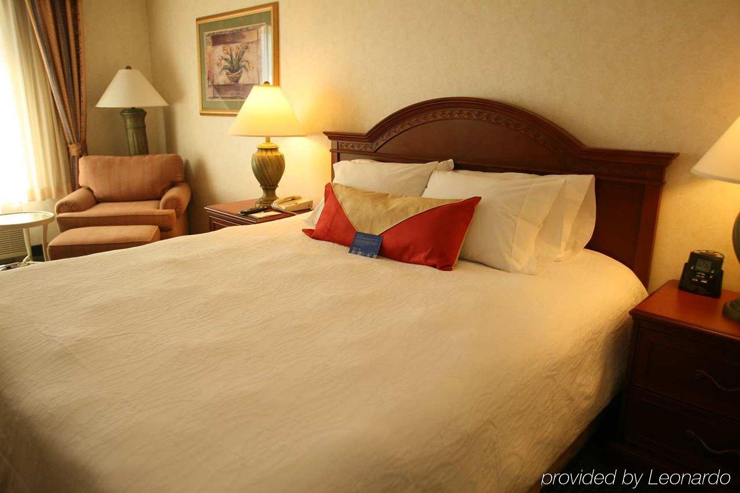 Hilton Garden Hotel 3*