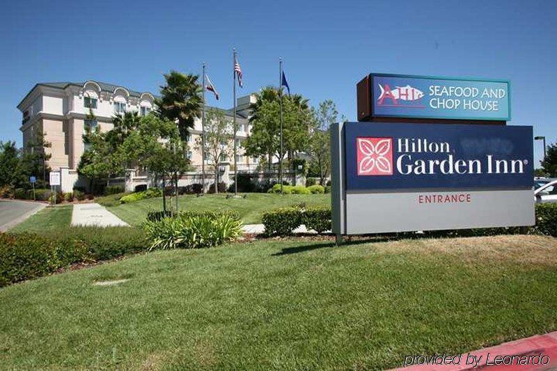 Hilton Garden 3*